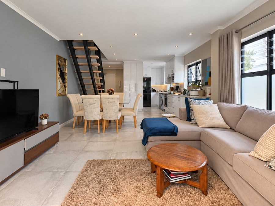 2 Bedroom Property for Sale in Kenilworth Western Cape